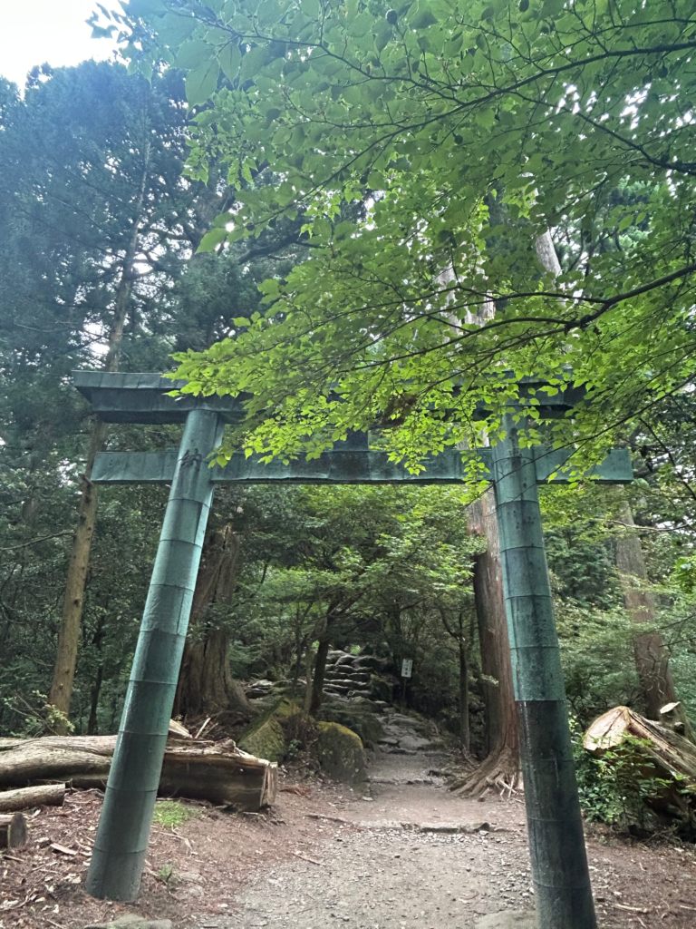 本宮山第一神域の鳥居